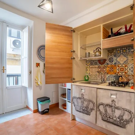 Natoli Apartments-3